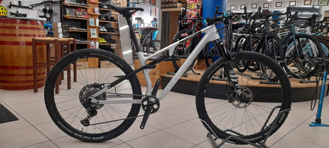 Cube AMS ZERO99 C:68X Race 29 Usato